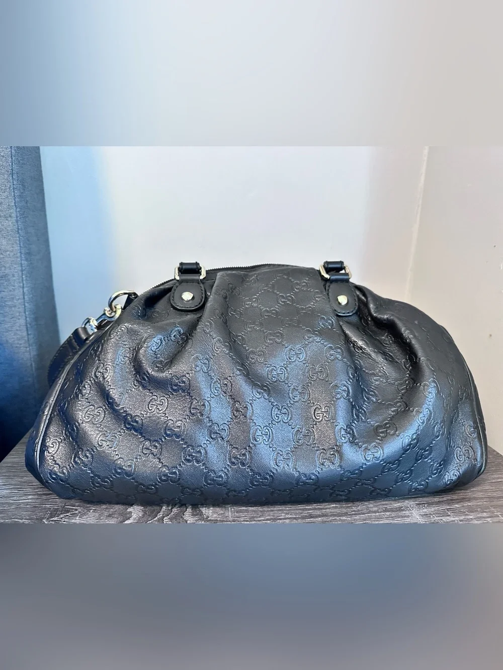 Gucci Black Embossed Leather Small Sukey Boston Shoulder Bag w/ Crossbody Strap
